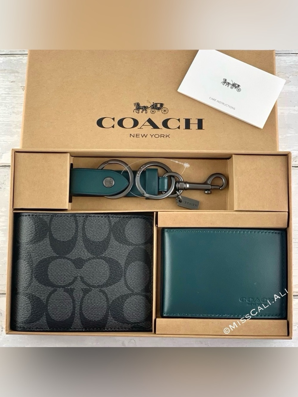 NWT COACH 3-in-1 Men’s Boxed Set Wallet Card Case Set